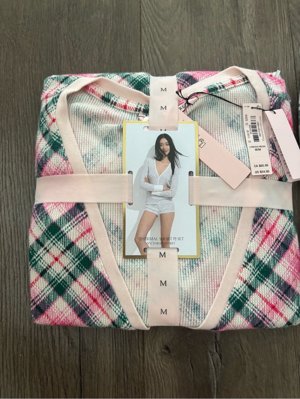 VS Medium PJ bundle size Medium - Picture 3 of 3